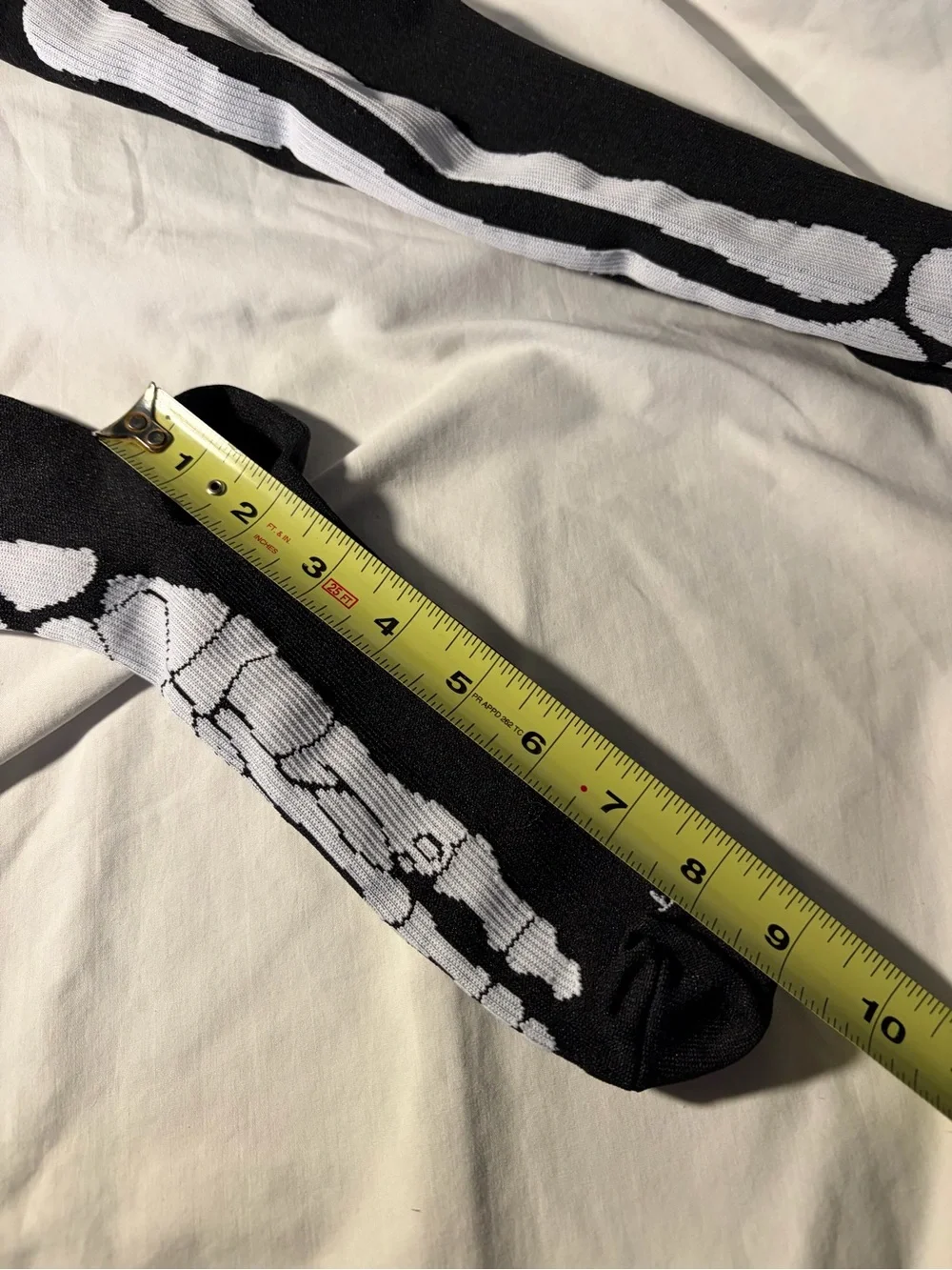Unisex Black & White Skeleton Print compression socks